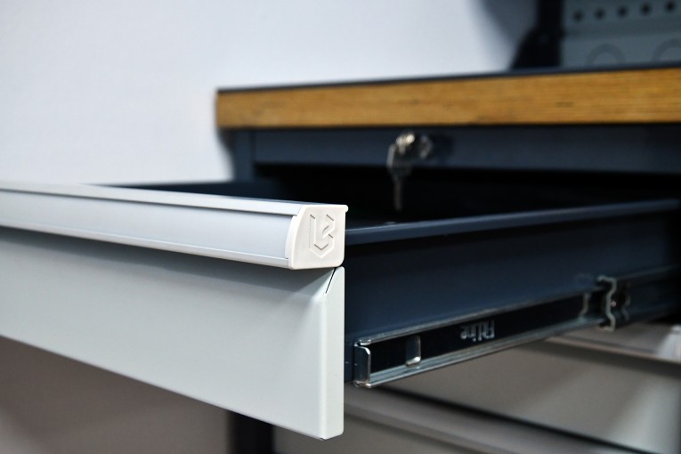 Верстак FBK 205.357-2F купить в Нижнем Новгороде Верстак FBK 205.357-2F купить в Нижнем Новгороде