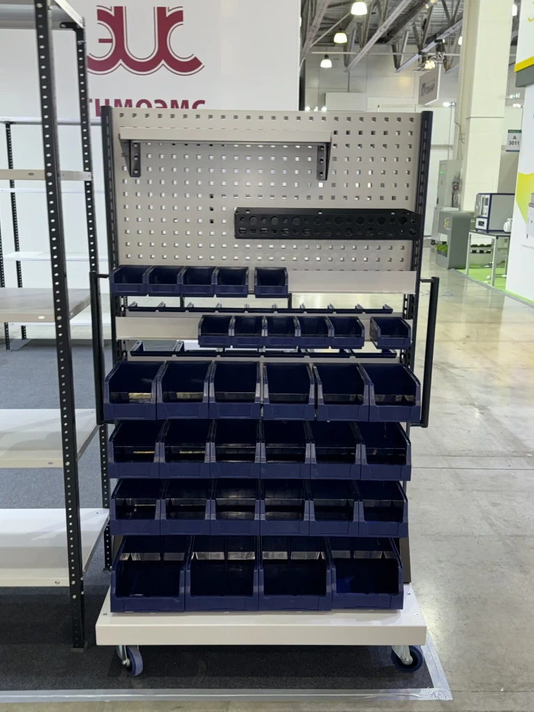 Передвижная стойка SPC 4B.1 (90.36.8) купить в Нижнем Новгороде Передвижная стойка SPC 4B.1 (90.36.8) купить в Нижнем Новгороде