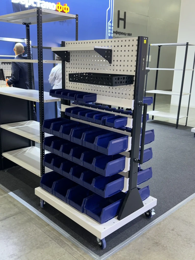 Передвижная стойка SPC 4B.1 (90.36.8) купить в Нижнем Новгороде Передвижная стойка SPC 4B.1 (90.36.8) купить в Нижнем Новгороде