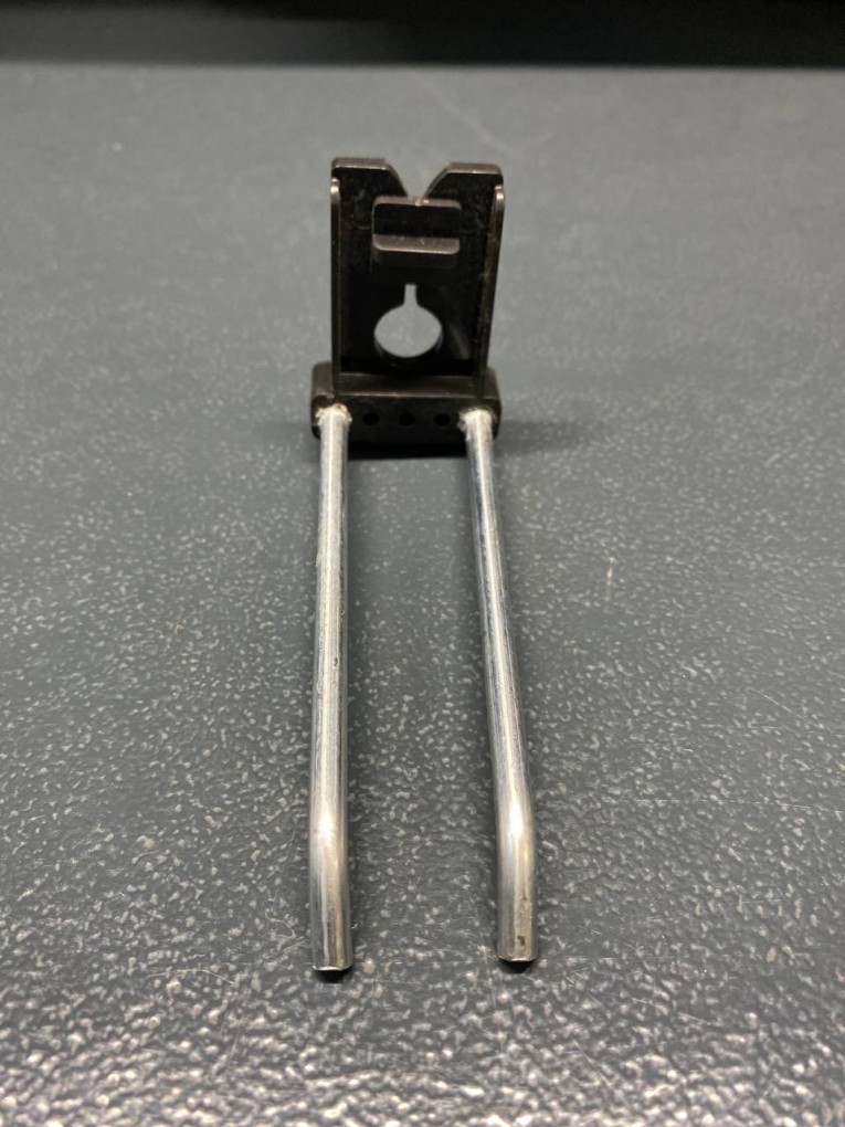 Крючок двойной 100 мм купить в Нижнем Новгороде Крючок двойной 100 мм купить в Нижнем Новгороде