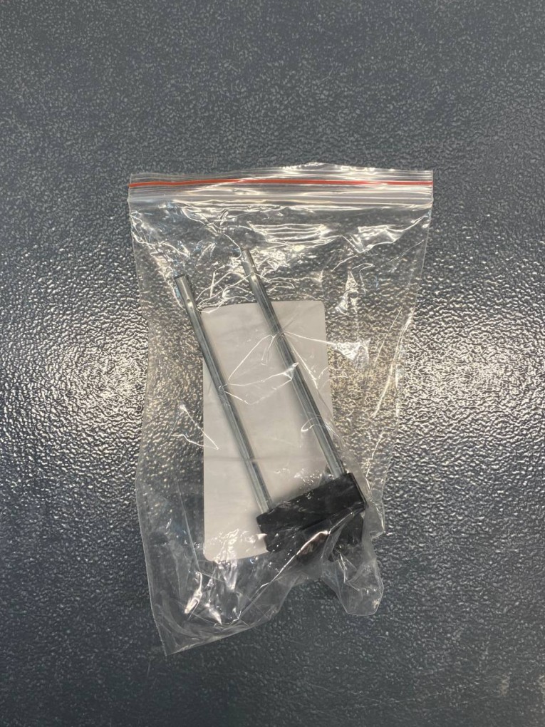 Крючок двойной 100 мм купить в Нижнем Новгороде Крючок двойной 100 мм купить в Нижнем Новгороде